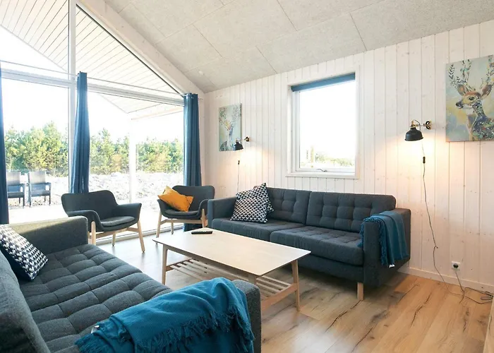 22 Person In Feriehus *